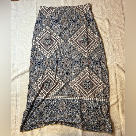 Chico's Black and White Asymmetrical A-line Maxi Skirt - Picture 6 of 6